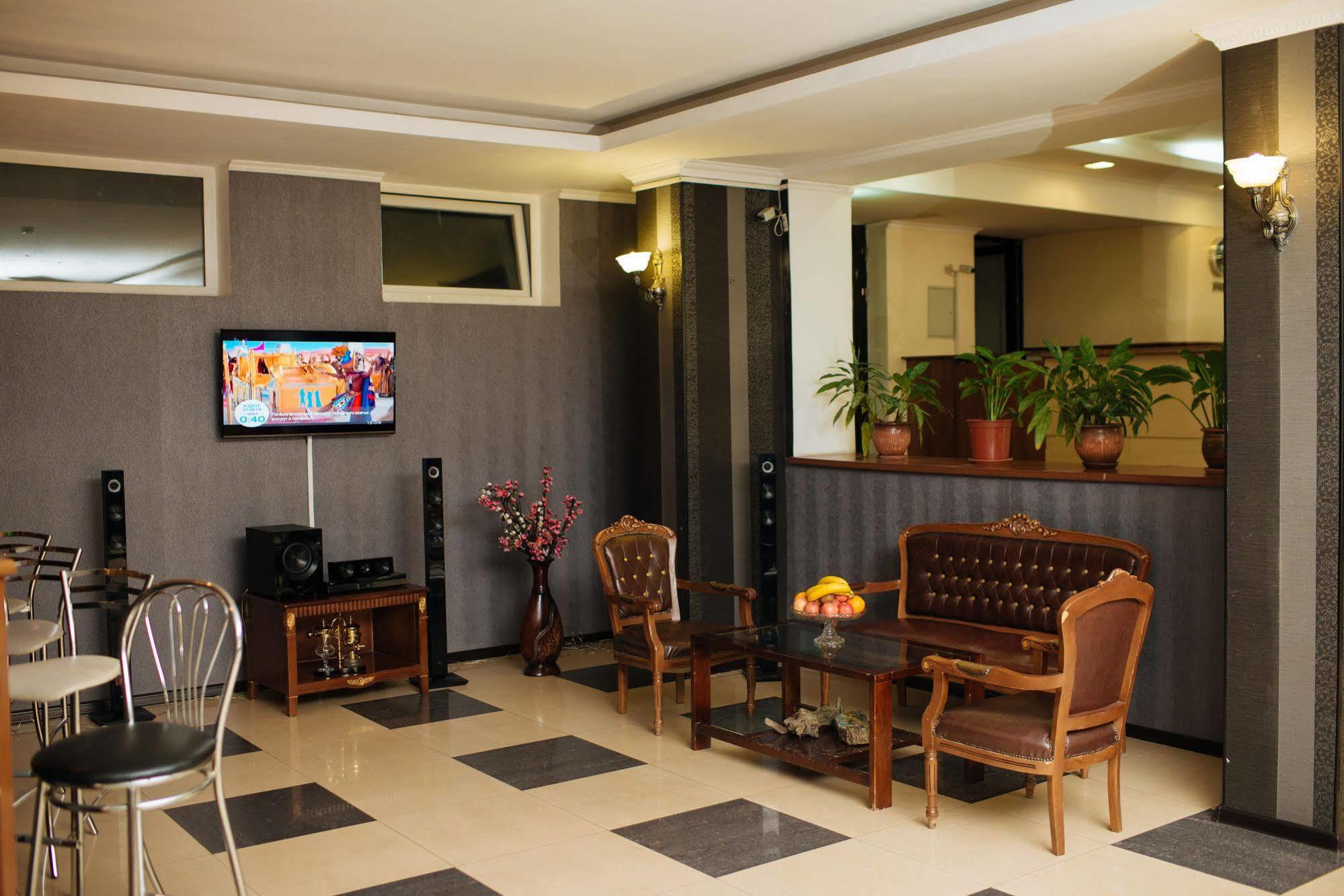 Dostyk Hotel Shymkent Exterior photo